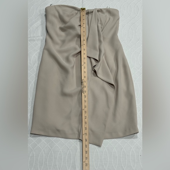 Maggie London Strapless Dress NWT Size 8 - Picture 10 of 11